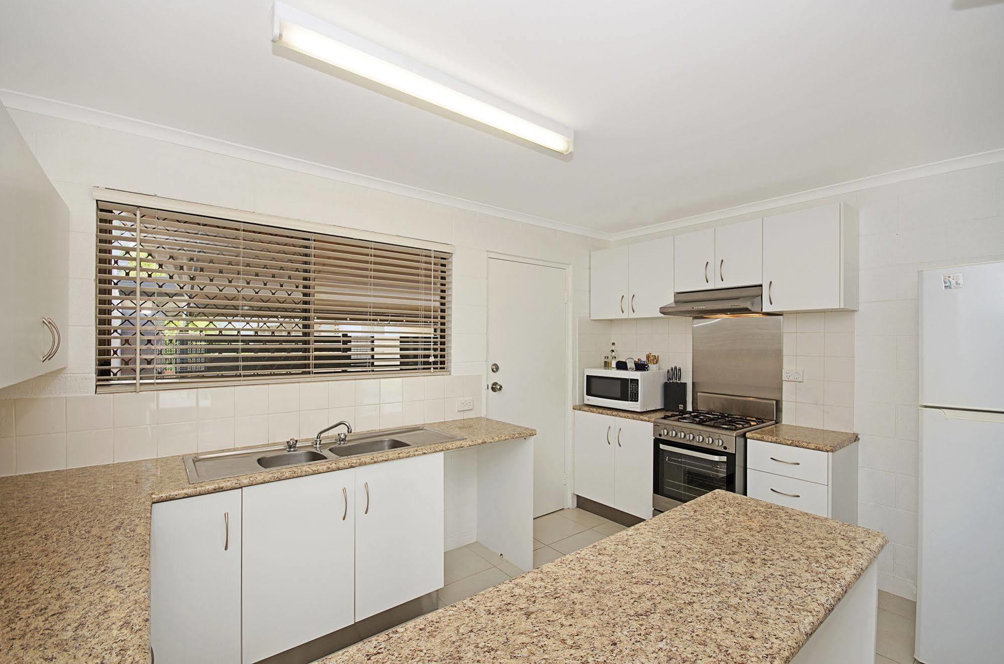 Townsville Holiday Apartments Exterior foto